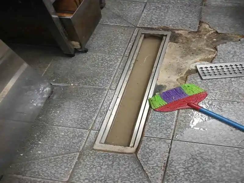 의왕 싱크대가 막혔을 때 먼저 할 일 3가지
